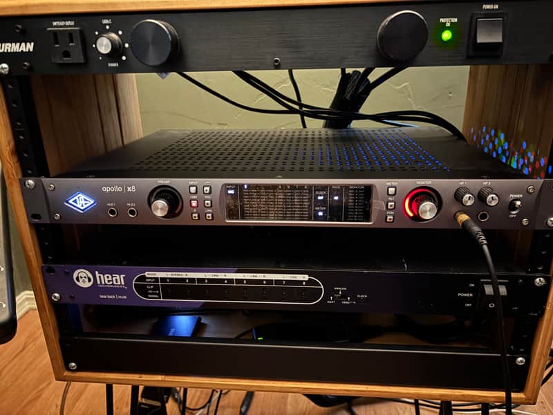 Universal Audio Apollo x8 Thunderbolt 3 Audio Interface 2018 - Present - Black image 1