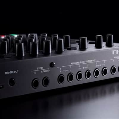 Roland TR8S Drum Machine image 11