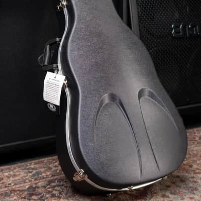 Martin CEO-11 Acoustic/Electric Guitar with Hardshell Case image 15