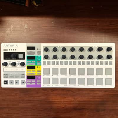 Arturia BeatStep Pro MIDI Controller 2017 - Present - White