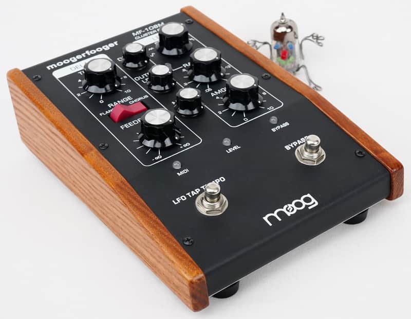 Moog Moogerfooger MF-108M Cluster Flux | Reverb Canada