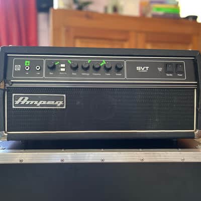 Ampeg SVT-CL Classic Series 300-Watt Tube Bass Amp Head 2000 - Present Black Bild 4