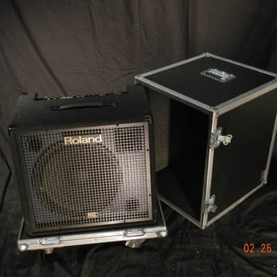 Roland KC-550 W/ Flight case image 1