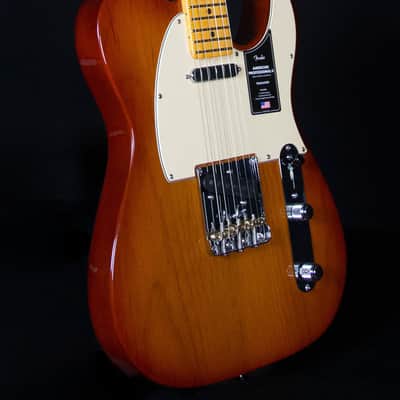 Fender American Professional II Telecaster, Maple FB, Sienna Sunburst image 4