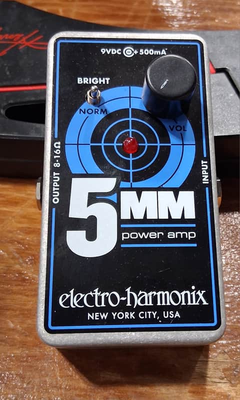Electro-Harmonix 5mm Amp 2019 - Present - Black image 1