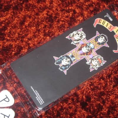 new in package (old stock) A+ Perri's Leather Ltd. / Perri's 12 Pack Of Guns N Roses Guitar Picks - Med Gauge - Celluloid Plastic, 351 shape - but slightly curved (LP12-GNR1) LP12GNR1 image 19