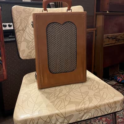 Rotary Connection  Mini portable 1x8 guitar speaker cab! Built inside carry case. Vintage 8 ohm speaker. Switchcraft jack.  Vintage danelectro inspired.   2026 - Tan image 9