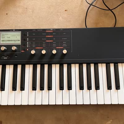 Waldorf Blofeld Keyboard 49-Key Synthesizer 2009 - Present - Black Shadow image 3