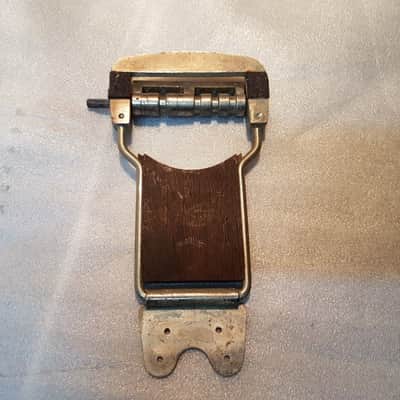 1964 Epiphone Crestwood Deluxe Tremolo image 2