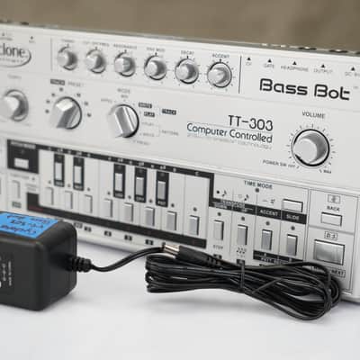 Cyclone Analogic Bass Bot TT-303 Mk1 Analog Synthesizer #57532 image 19