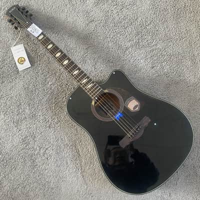 Black Knight 41 Inch Acoustic Guitar, Spruce Top Body, Mahogany Neck, Rosewood Fingerboard image 2