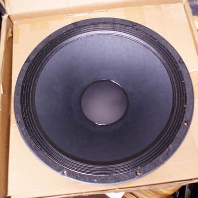 Peavey Black Widow 15" Replacement Basket Black image 10