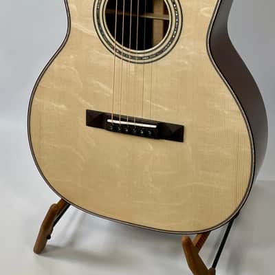 Huss and Dalton 00-SP Custom 2021 Bearclaw Italian Spruce & Cocobolo. Mint. (Authorized Dealer) image 4