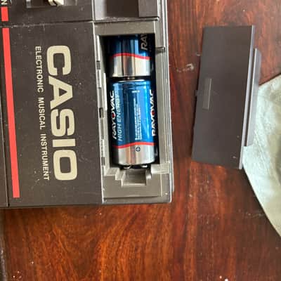 Casio CT-320 - Black image 5