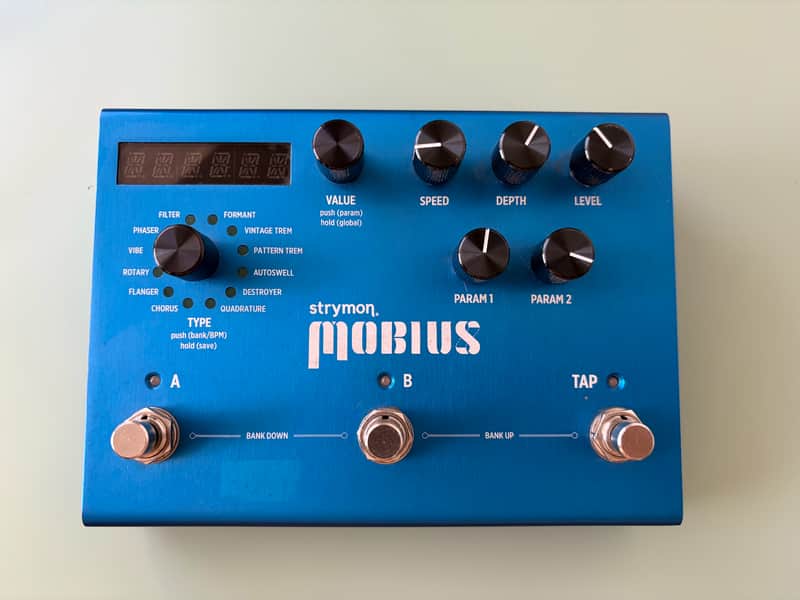 Strymon Mobius