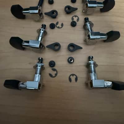 PRS PRS USA Phase 1 Winged Locking tuner set of 6 - Black Tuner Buttons image 2