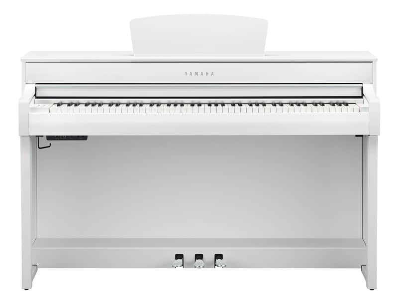 YAMAHA CLP-735 WH Clavinova image 1