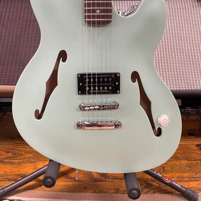 Fender Tom DeLonge Starcaster - Surf Green image 2