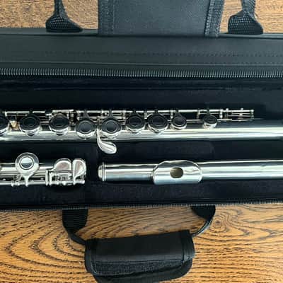 Yamaha YFL-221 Student Flute | Reverb