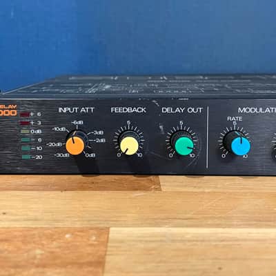 Roland SDE-1000 Digital Delay - Black image 2