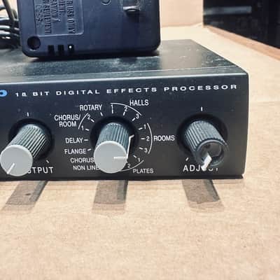 Alesis NanoVerb 18-Bit Digital Effects Processor w/ Power Supply – Tested & Working image 3