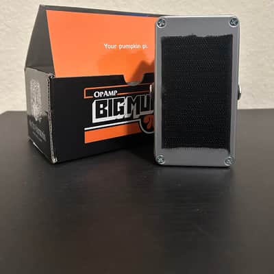 Electro-Harmonix Op Amp Big Muff Pi Reissue 2017 - Present - Black/Orange image 2