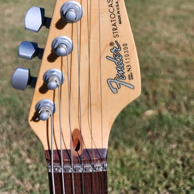 1994 Fender 40th Anniversary Stratocaster with Maple Fretboard Brown Sunburst image 5