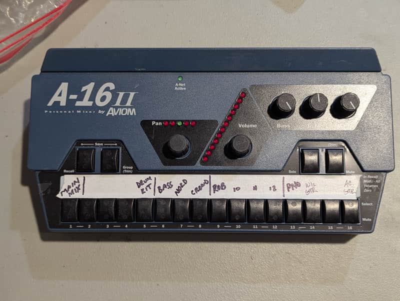 Aviom A-16II Personal Mixer 2010s - Blue image 1