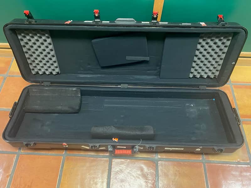 Gator Semi-Rigid Lightweight 88-Key Keyboard Case 2010s - Black image 1