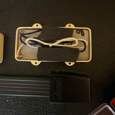 Fender Vintera 60’s 2019 Stock Pickups image 2
