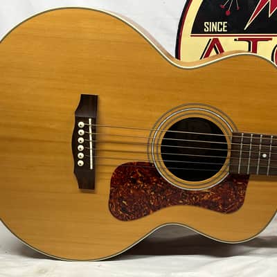 Guild Jumbo Junior E SP/MH Acoustic Electric Guitar image 2