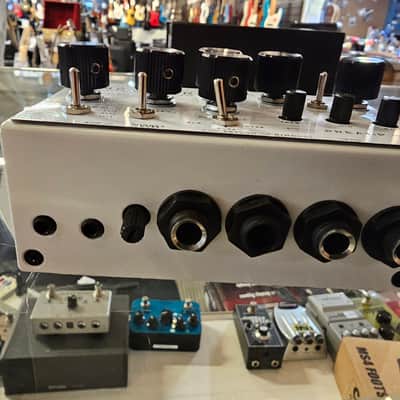 DSM & Humboldt Electronics Simplifier Zero watt Guitar Amplifer image 3