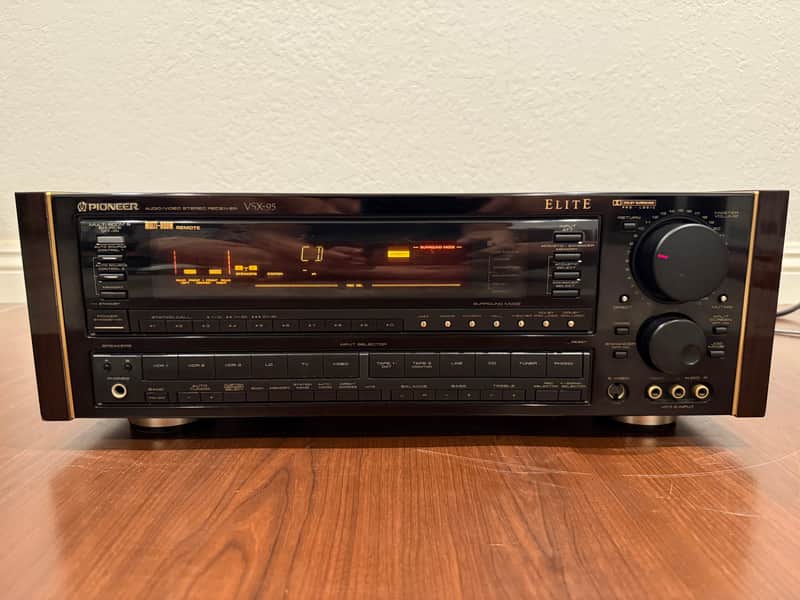 Pioneer  VSX-95 A/V Stereo Receiver image 1