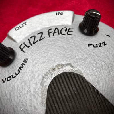 Fuzz Face - Wes Jeans Texas Edition BC183 - Aged Maui Silver | Reverb