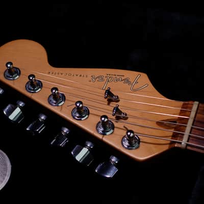 Fender Big Apple Stratocaster with Rosewood Fretboard 1997 - 2000 - Black image 2