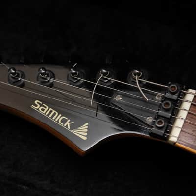 Samick Super Strat KJ-560 1990 - Translucent Burgundy image 4