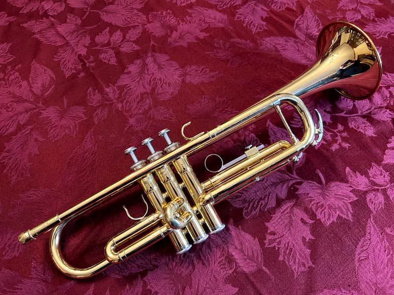 YAMAHA トランペット YTR2335 Yamaha YTR‑2335 Standard Student Bb Trumpet | Reverb
