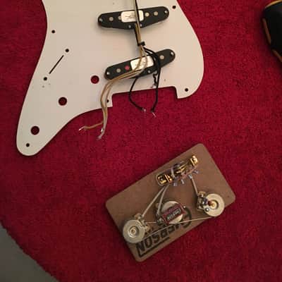 Fender/Warmoth 60s Stratocaster w/ Fender Custom Shop Pickups image 9