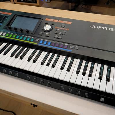 Roland Jupiter 80 76-Key Digital Synthesizer 2010s - Black image 2