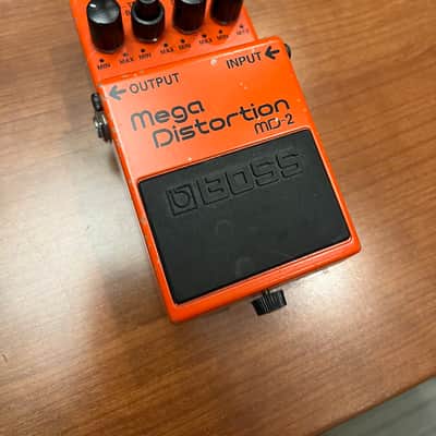 Boss MD-2 Mega Distortion (Silver Label) 2001 - Present - Red image 1