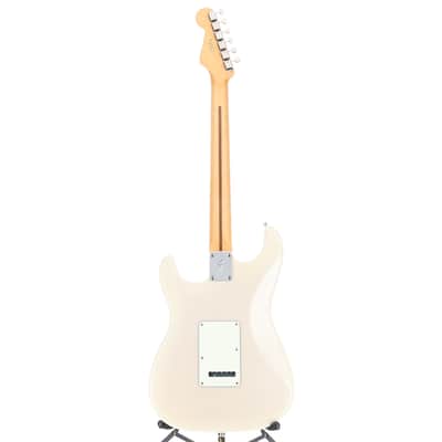 Fender Certified Pre-Owned Player II Stratocaster, Rosewood Fingerboard, White Blonde (I13) (39157) image 6