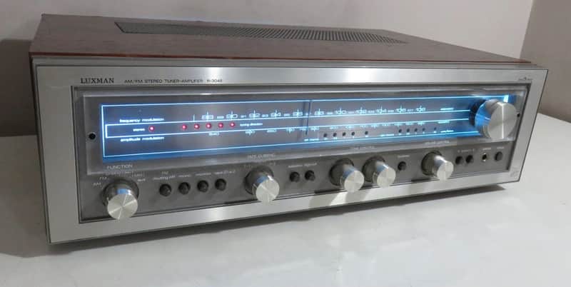 LUXMAN R-3045 RECEIVER WORKS PERFECT SERVICED FULLY RECAPPED + LED's image 1