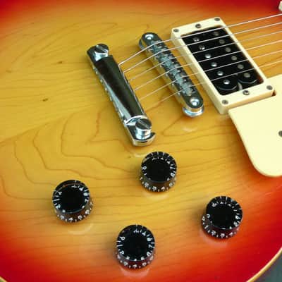 Greco EG700R Single Cut Away 1976 Red Sunburst+Gig Bag FREE image 2