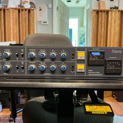 AMS Neve 33609/J Stereo Limiter / Compressor | Reverb