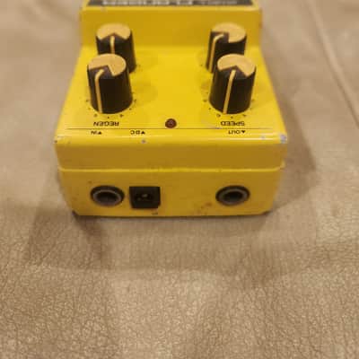 Ibanez SF10 Swell Flanger 1990s - Yellow image 3