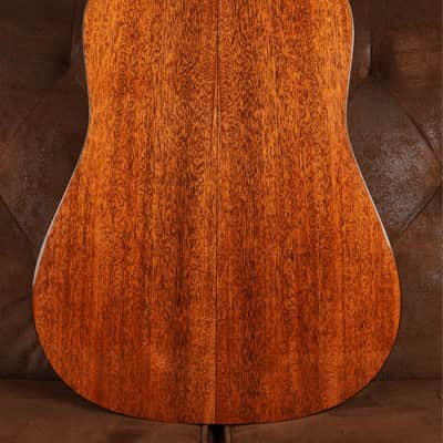 Martin D-18 image 4