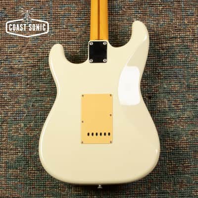 2004 Fender '57 Reissue Stratocaster ST57-58US CIJ Vintage White image 3