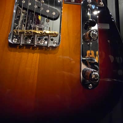 Fender American Professional II Telecaster with Rosewood Fretboard 2020 - Present 3-Color Sunburst image 9