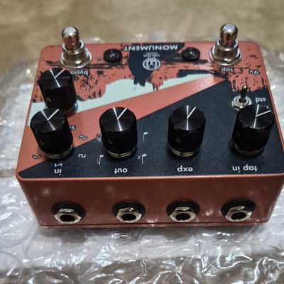 Walrus Audio Monument Harmonic Tap Tremolo V1 2017 - Coral / Black image 3
