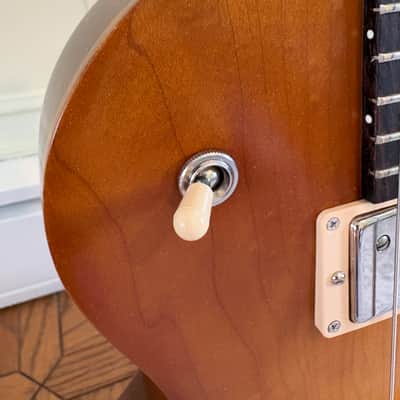 Gibson Les Paul Tribute T 2017 Faded Honey Burst *UPGRADED! Gibson Hard Case!!! image 4
